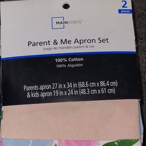 🚨Parent and me Apron Set